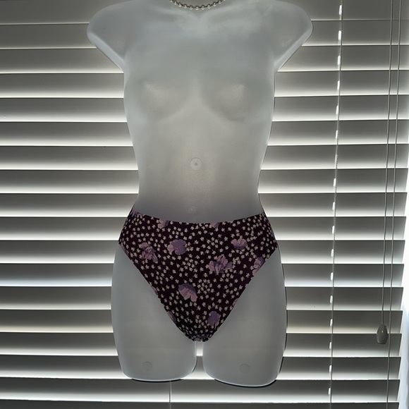 Victoria’s Secret Floral Raw cut High Leg Cheeky NWT 💜 - Picture 3 of 6